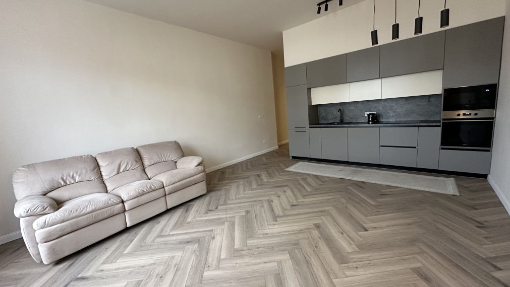 BUDAPEST VI v historickom centre 2 izbový byt na predaj pri železničnej stanici Nyugati