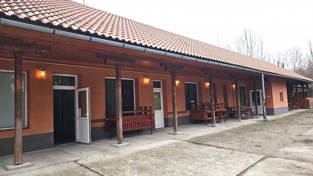 Pálháza - na predaj obchodné priestory