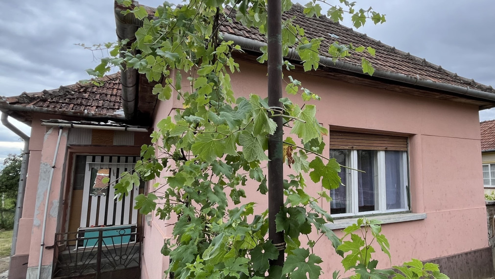 Szalonna - 3i RD pri jazere Rakaca v dobrom stave len 1h od Košíc