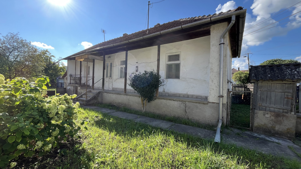 Szalonna - 2 izbový rodinný dom vhodný na chalupu