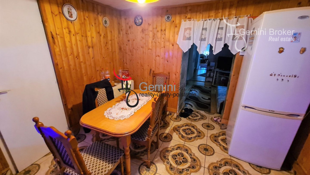 GEMINIBROKER v obci FONY 4 izbový rekonštruovaný dom