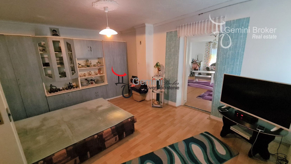 GEMINIBROKER v obci FONY 4 izbový rekonštruovaný dom