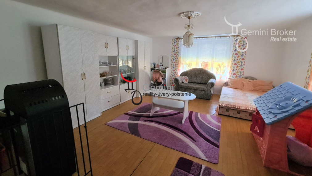 GEMINIBROKER v obci FONY 4 izbový rekonštruovaný dom