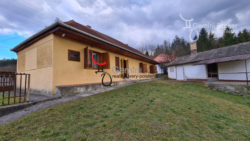 GEMINIBROKER v obci Kovácsvágás s najkrajším výhľadom  na "konci sveta" ponúka 2 domy za jednu cenu