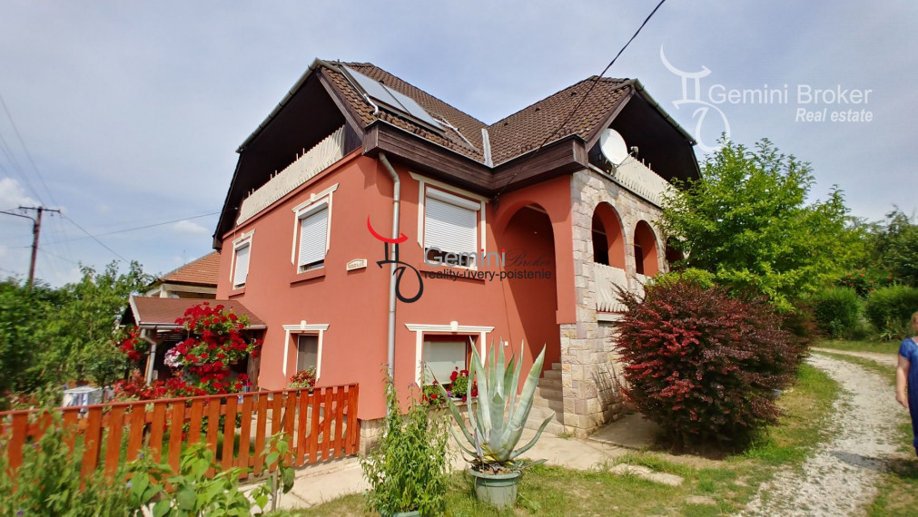 GEMINIBROKER Vám ponúka nádherný 3podlažný dom v obci Felsőtelekes.