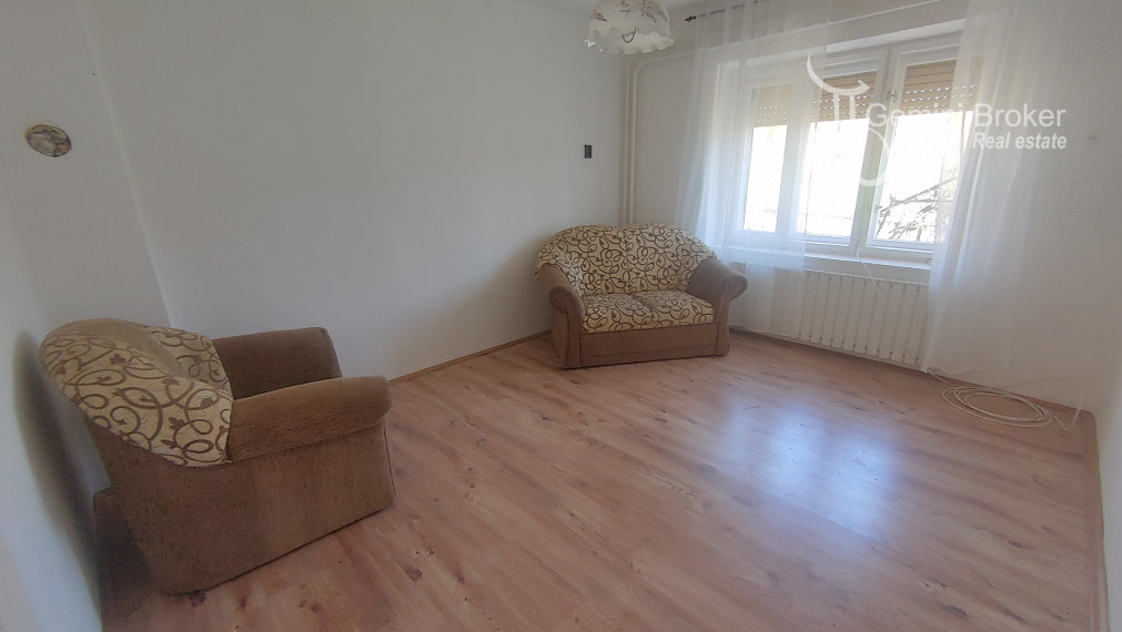 MARTONYI len 2km od vodnej nádrže Rakaca - Maďarsko