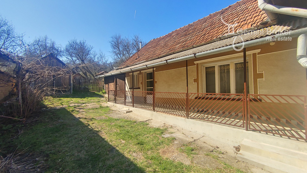 MARTONYI len 2km od vodnej nádrže Rakaca - Maďarsko