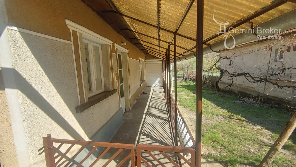 MARTONYI len 2km od vodnej nádrže Rakaca - Maďarsko