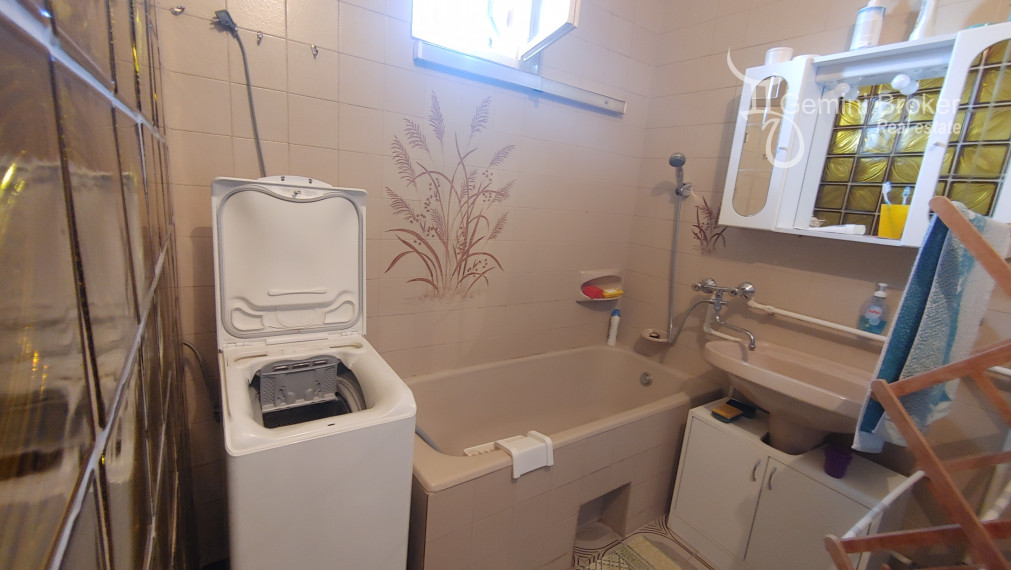 Szendrő - krásny 2-generačný rodinný dom od GEMINIBROKER