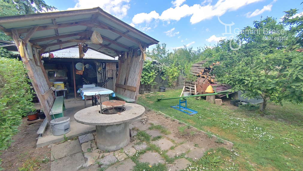 Szendrő - krásny 2-generačný rodinný dom od GEMINIBROKER