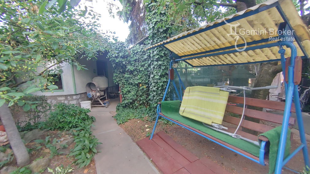 Szendrő - krásny 2-generačný rodinný dom od GEMINIBROKER