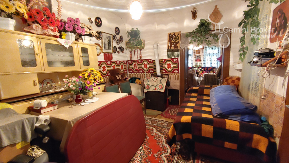 Felsőtelekes - 2 domy na veľkom pozemku len 30km od hraníc