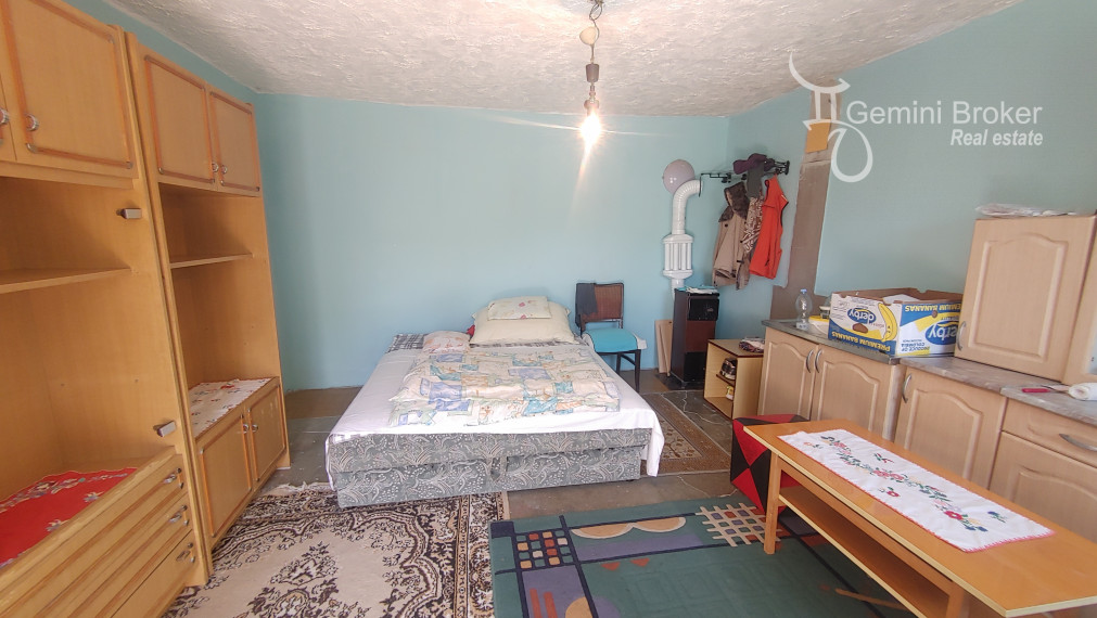 Felsőtelekes - 1h od KE vidiecky domček s gánkom a pivnicou