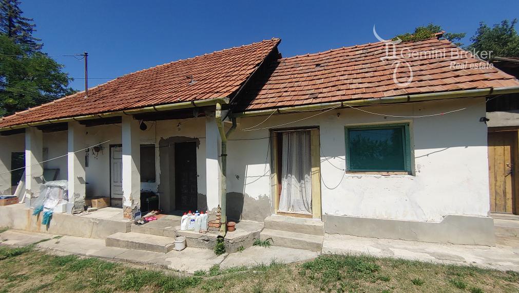 Felsőtelekes - 1h od KE vidiecky domček s gánkom a pivnicou