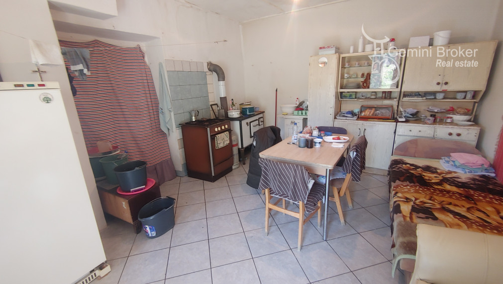 Felsőtelekes - 1h od KE vidiecky domček s gánkom a pivnicou