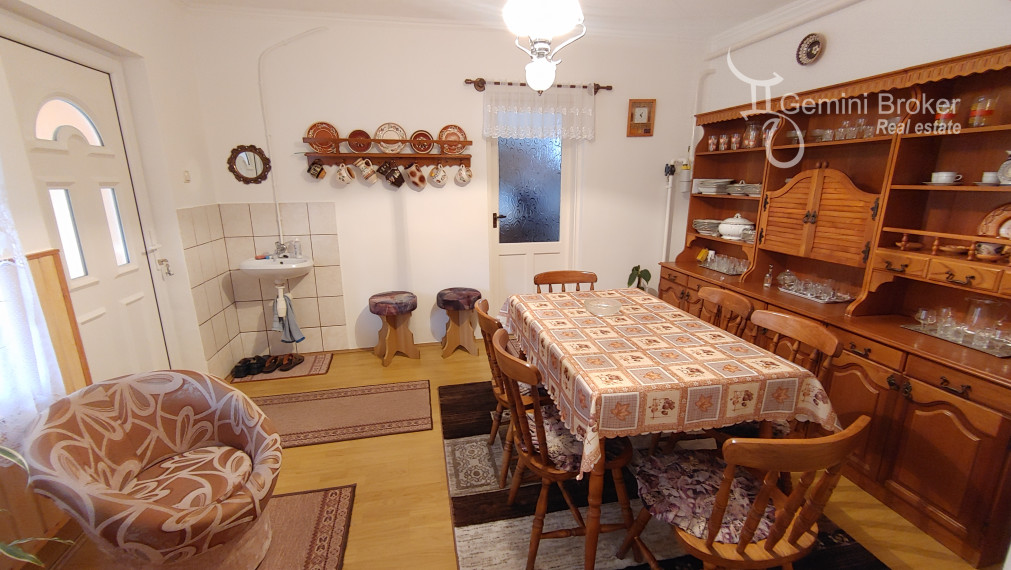 Szuhogy - 1h od KE - krásny RD po rekonštrukcii s veľkým pozemkom