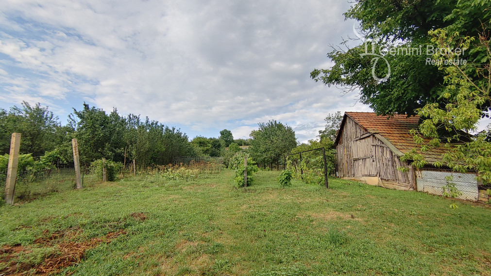Szuhogy - 1h od KE - krásny RD po rekonštrukcii s veľkým pozemkom