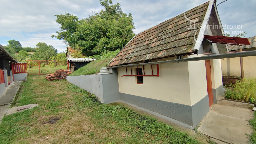 Szuhogy - 1h od KE - krásny RD po rekonštrukcii s veľkým pozemkom