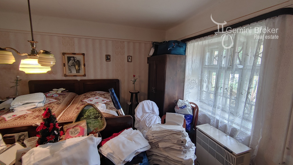 AGGTELEK - RD s novou strechou a 1ha pozemkom len 8km od hraníc