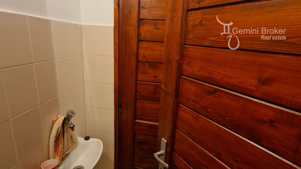 Sátoraljaújhely - 7 izbový  3 generačný rodinný dom v centre