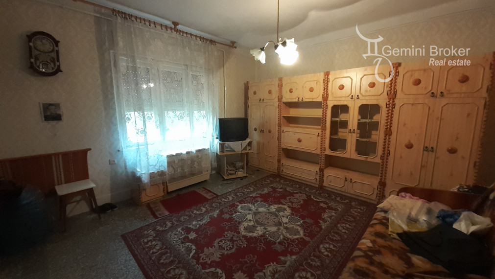 GALVÁCS - pekný 3i RD s garážou pri jazere