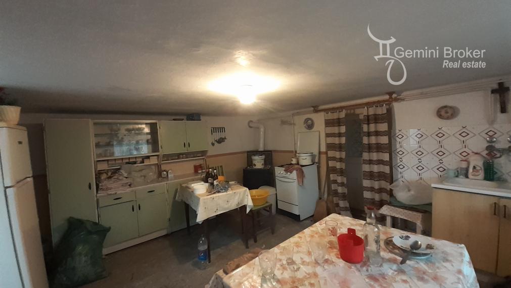 GALVÁCS - pekný 3i RD s garážou pri jazere