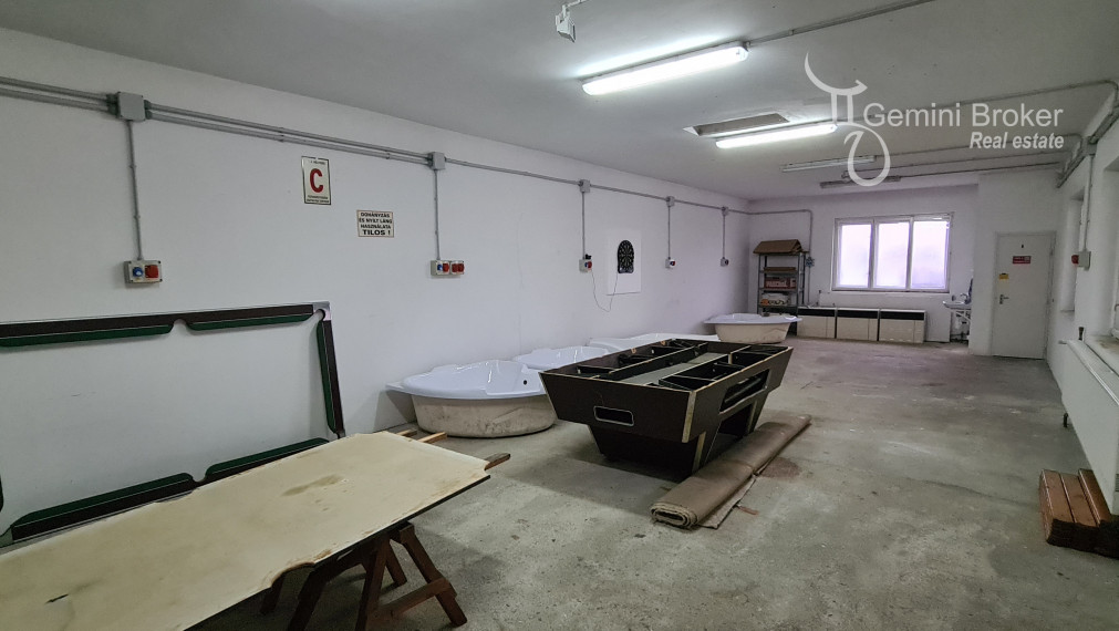 Sátoraljaújhely - 2 domy na jednom pozemku vhodné na podnikanie aj bývanie