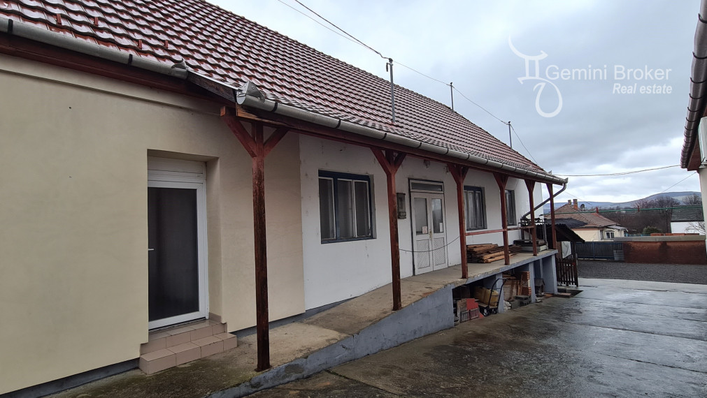 Sátoraljaújhely - 2 domy na jednom pozemku vhodné na podnikanie aj bývanie