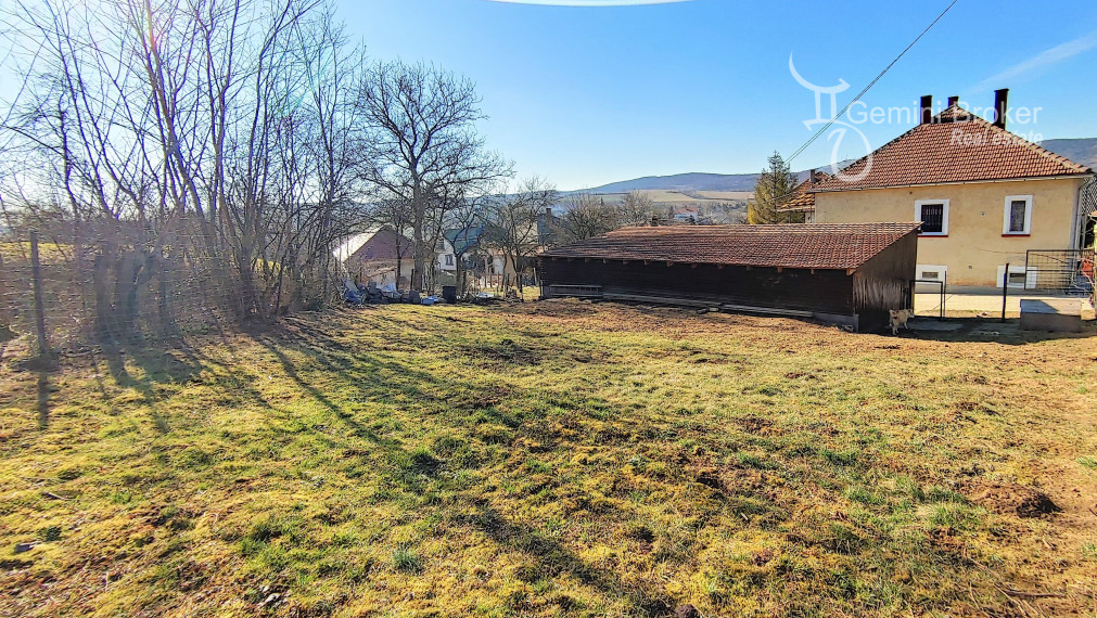 Luxusný 4-izbový rodinný dom s balkónom v turistickej časti mesta Szendrő