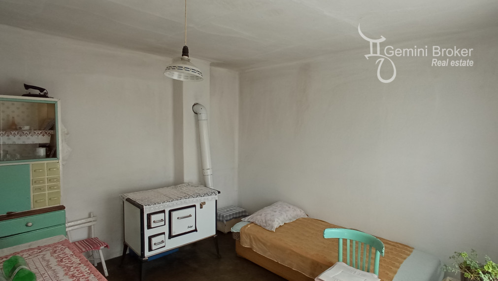 GEMINIBROKER v Encsi ponúka 3 izbový sympatický domček