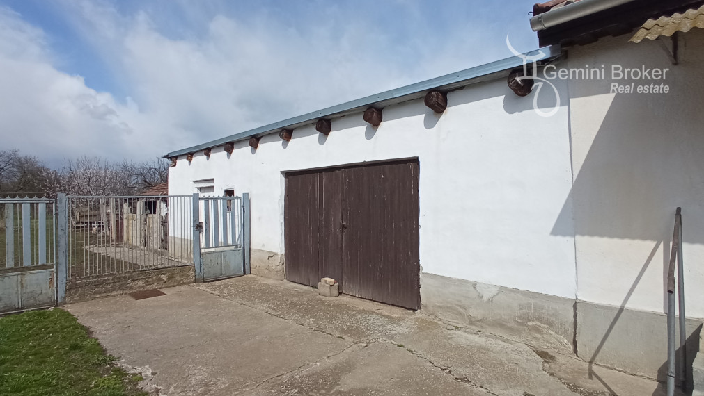 GEMINIBROKER v Encsi ponúka 3 izbový sympatický domček