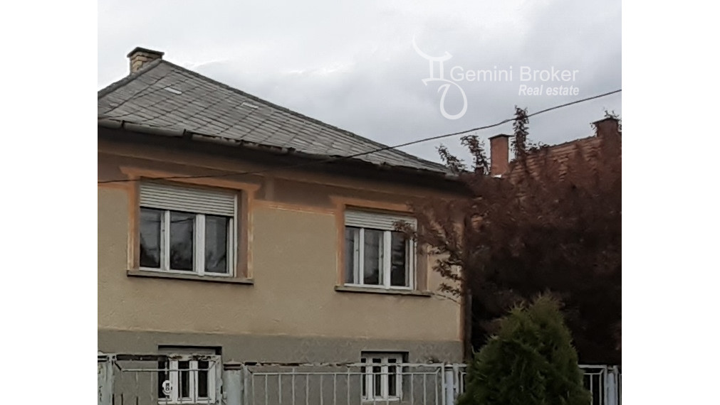 GEMINIBROKER v obci Szuhogy ponúka na predaj 3-izbový RD s letnou kuchyňou