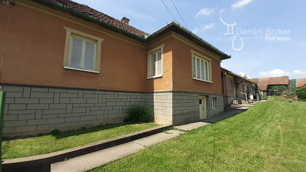 GEMINIBROKER v obci Szőlősardó ponúka 3 izbový dom
