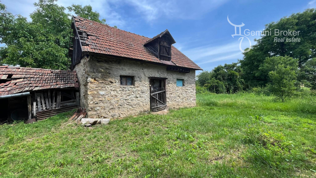 Hidvégardó- 2 izbový gazdovský dom