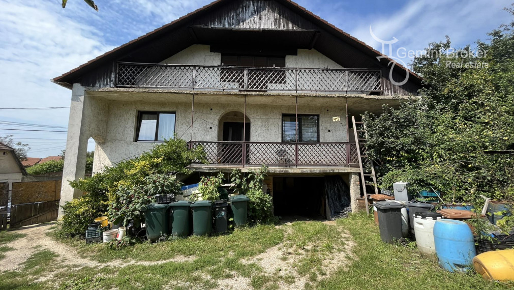 SZENDRŐ- 5 izbový rodinný dom s veľkým pozemkom