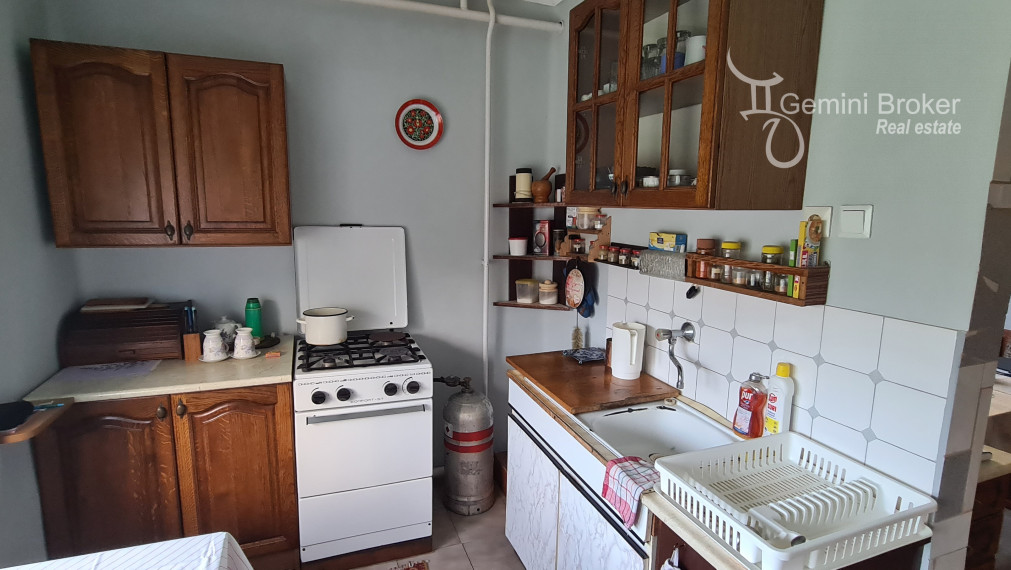 HOLLÓHÁZA - 4 izbový dom vhodný na bývanie, tiché prostredie, krásny výhľad