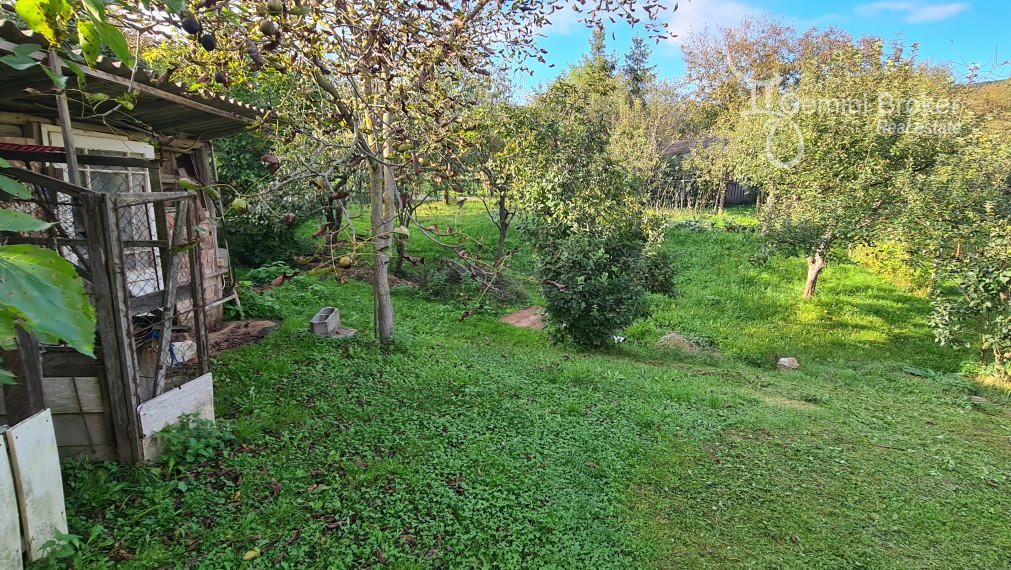 HOLLÓHÁZA - 4 izbový dom vhodný na bývanie, tiché prostredie, krásny výhľad