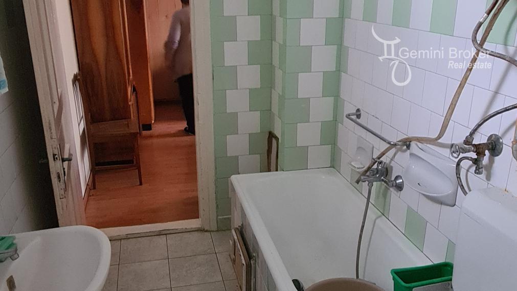 Füzérkomlós 2a1/2 izbový vidiecky dom s veľkou záhradou a stodolou