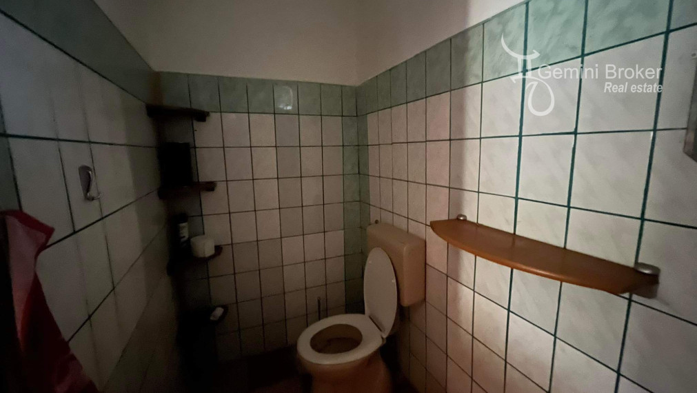 TORNASZENTJAKAB- 3 izbový rodinný dom s letnou kuchyňou