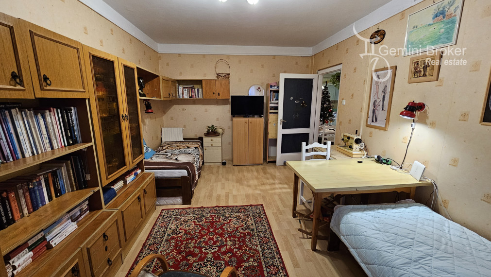 ZNÍŽENÁ CENA!! Slovenské Nové Mesto - Sátoraljaújhely 3 izbový veľký slnečný byt