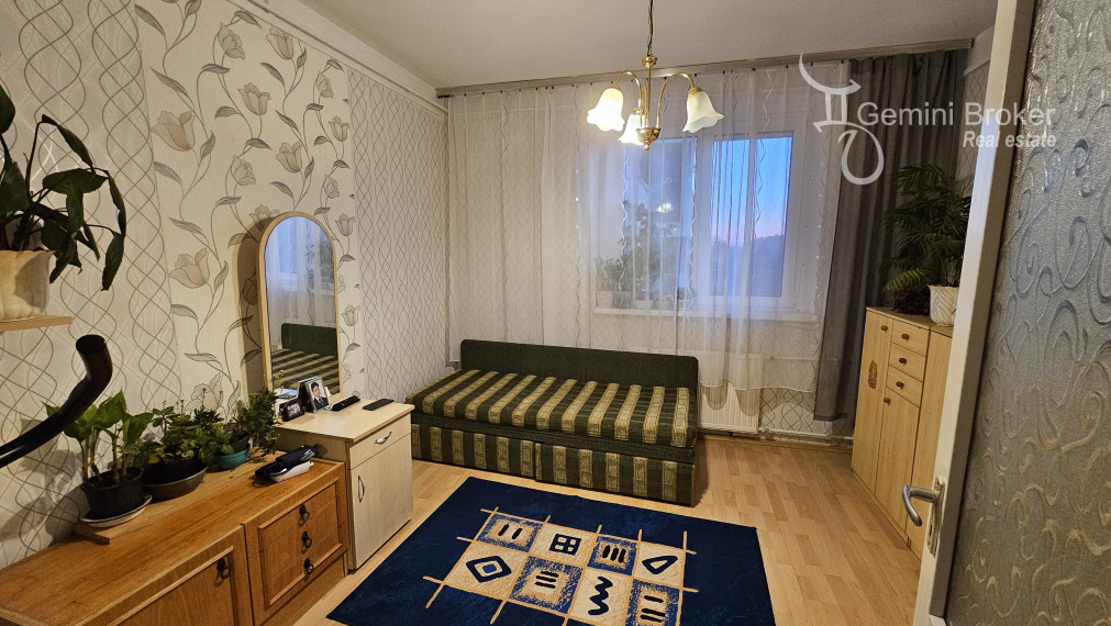 ZNÍŽENÁ CENA!! Slovenské Nové Mesto - Sátoraljaújhely 3 izbový veľký slnečný byt