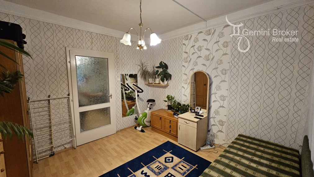 ZNÍŽENÁ CENA!! Slovenské Nové Mesto - Sátoraljaújhely 3 izbový veľký slnečný byt