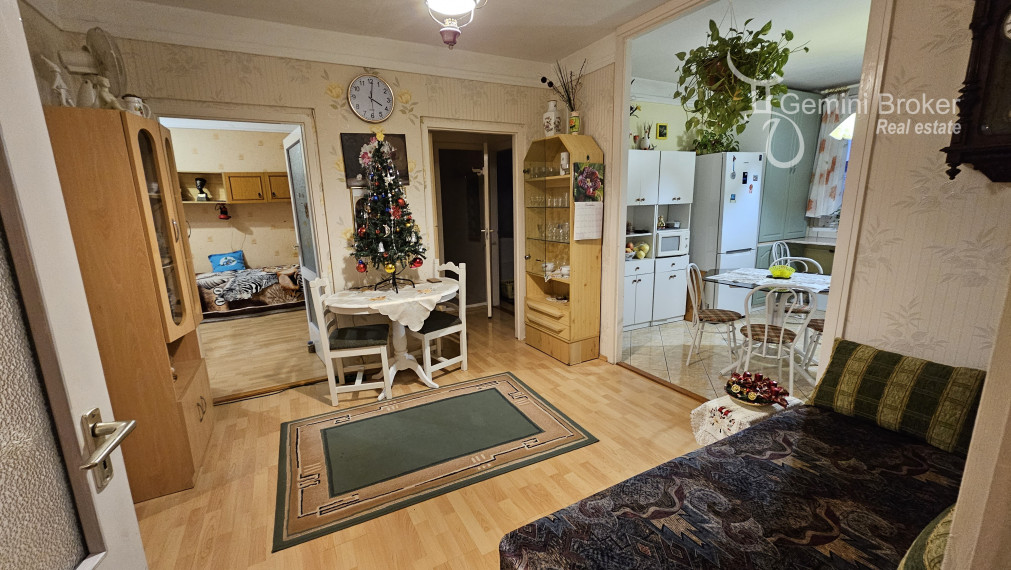 ZNÍŽENÁ CENA!! Slovenské Nové Mesto - Sátoraljaújhely 3 izbový veľký slnečný byt