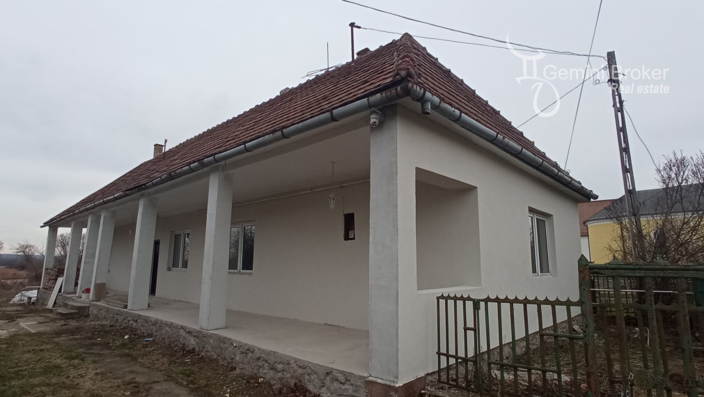 GEMINIBROKER v obci Vizsoly ponúka zrekonštruovaný 2 izbový dom
