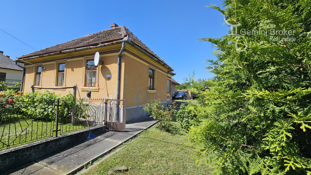 Bózsva - 3 izbový dom s veľkým pozemkom