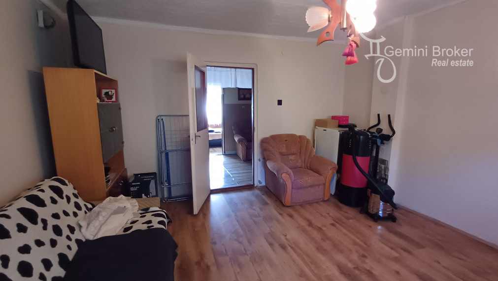 SZIN - 20 ročný 3izbový  prerobený rodinný dom