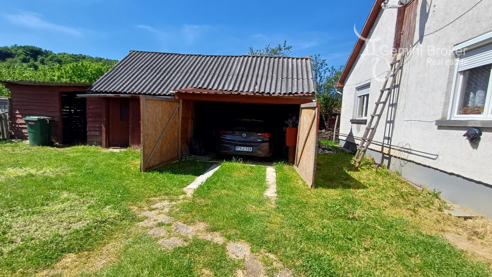 SZIN - 20 ročný 3izbový  prerobený rodinný dom