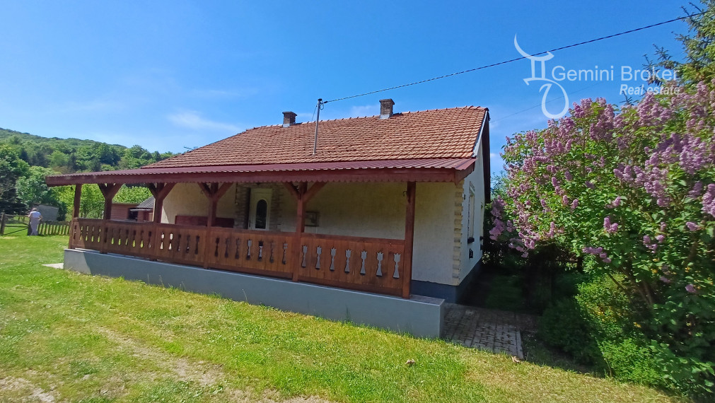 SZIN - 20 ročný 3izbový  prerobený rodinný dom