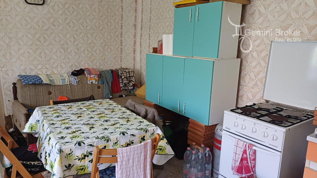 TORNASZENTJAKAB - 2 domy na jedom pozemku, 6 izieb