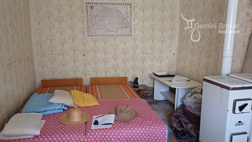 TORNASZENTJAKAB - 2 domy na jedom pozemku, 6 izieb